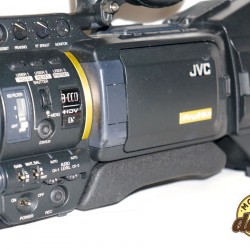 JVC GY-HD200U HD camcorder/Fujinon Th16x5.5BRMU lens - Image 4