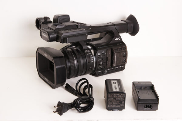 Panasonic HC-X1000 4K Video Camera - Warranty!