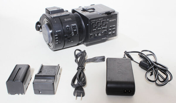 Sony NEX-FS700U w/ 4K RAW Upgrade - 90 Day Warranty! FS700R