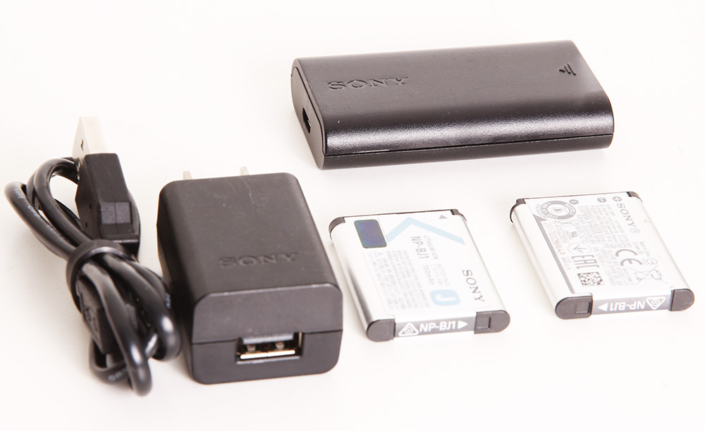 Sony DSC-RX0 Ultra-Compact Waterproof and Shockproof Digital Camera Sony DSC-RX0 Ultra-Compact Waterproof and Shockproof Digital Camera